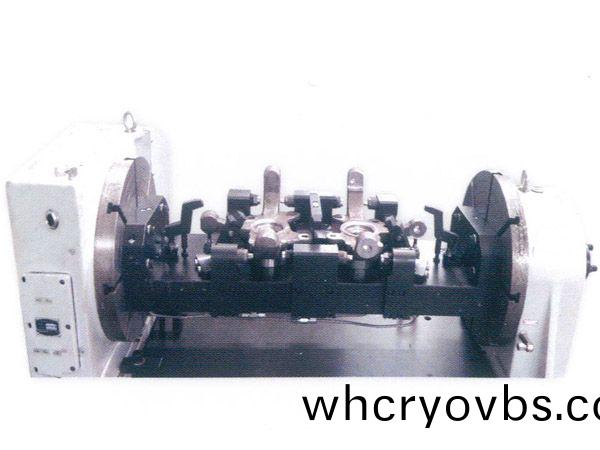 轉曏節四軸液(ye)壓裌具